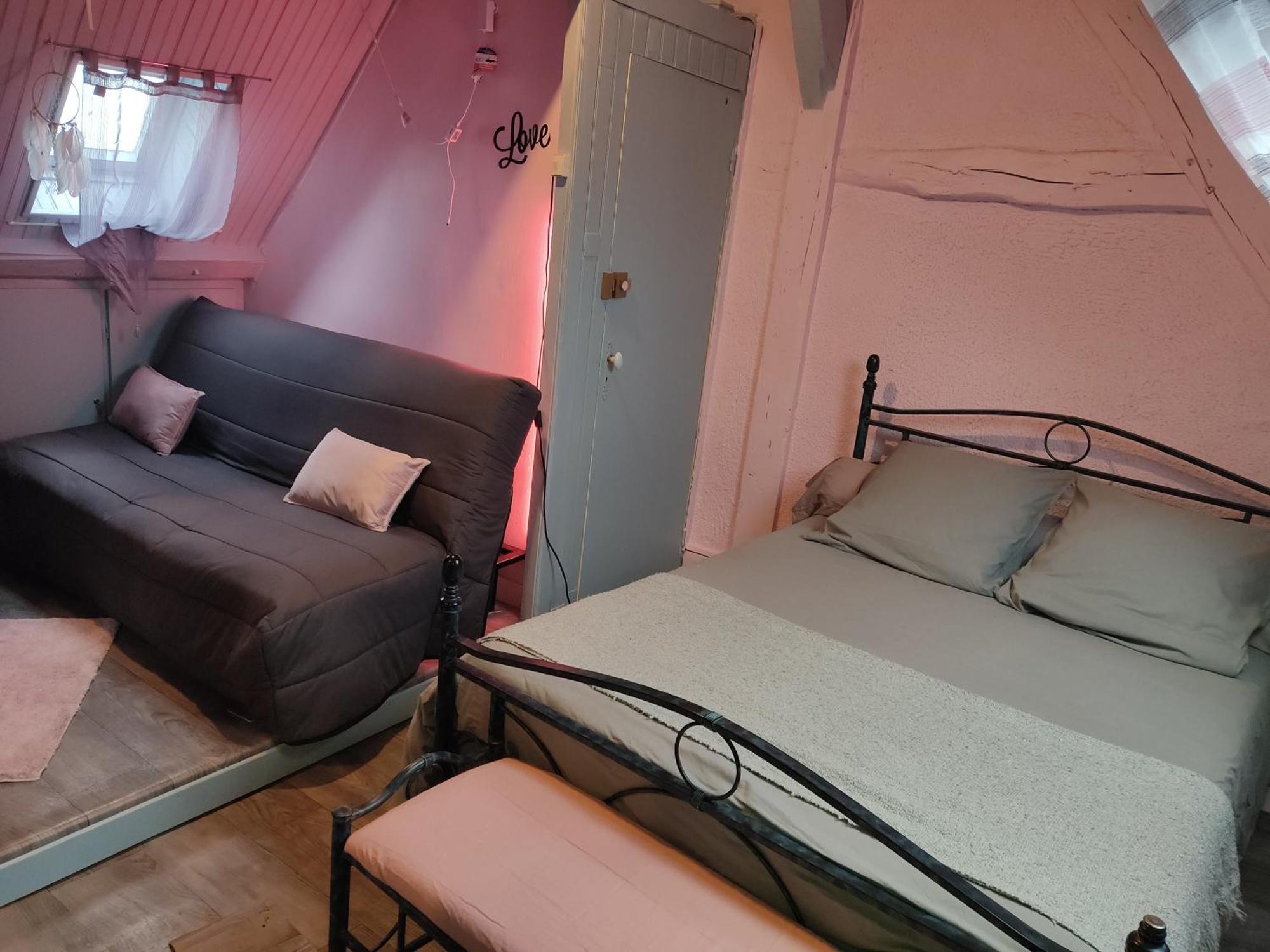 Le Lion Dort Bed and Breakfast Cormeilles-en-Parisis Exterior foto